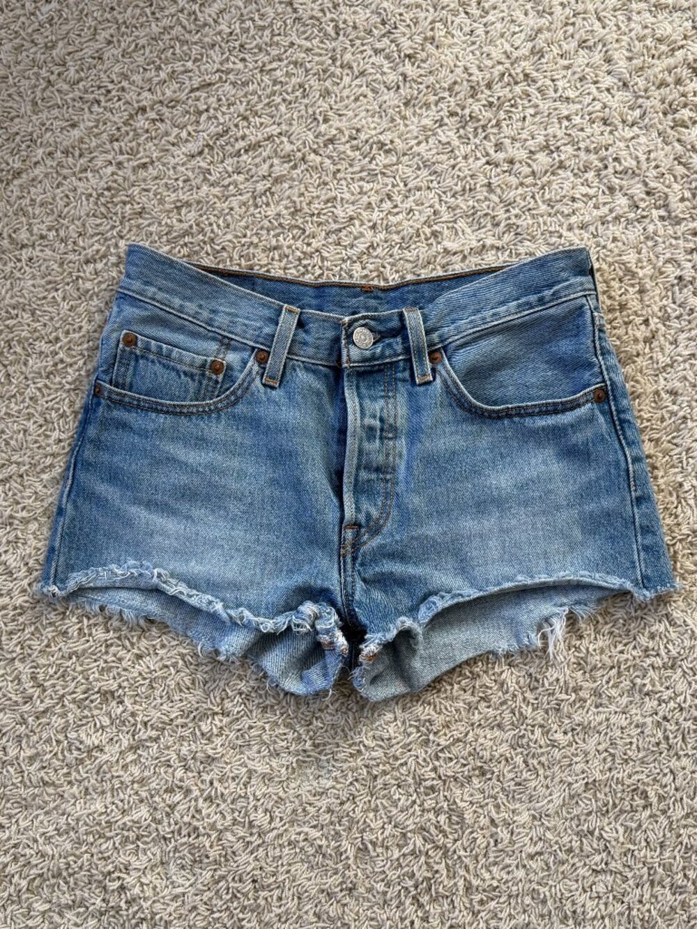Levi's 501 Distressed Denim Shorts Size 26